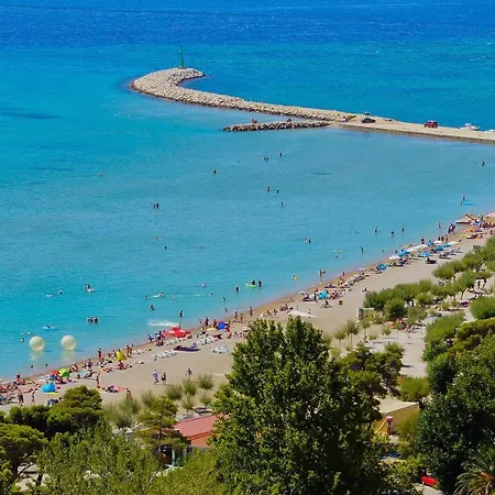 Sapphire Apartament *